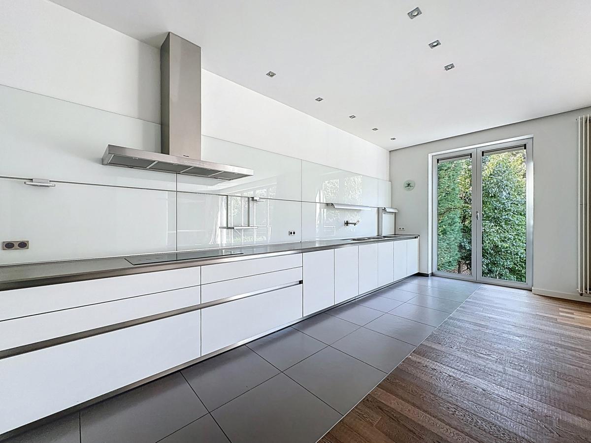 Cavell/Errera : Belle maison de 7 chambres + jardin