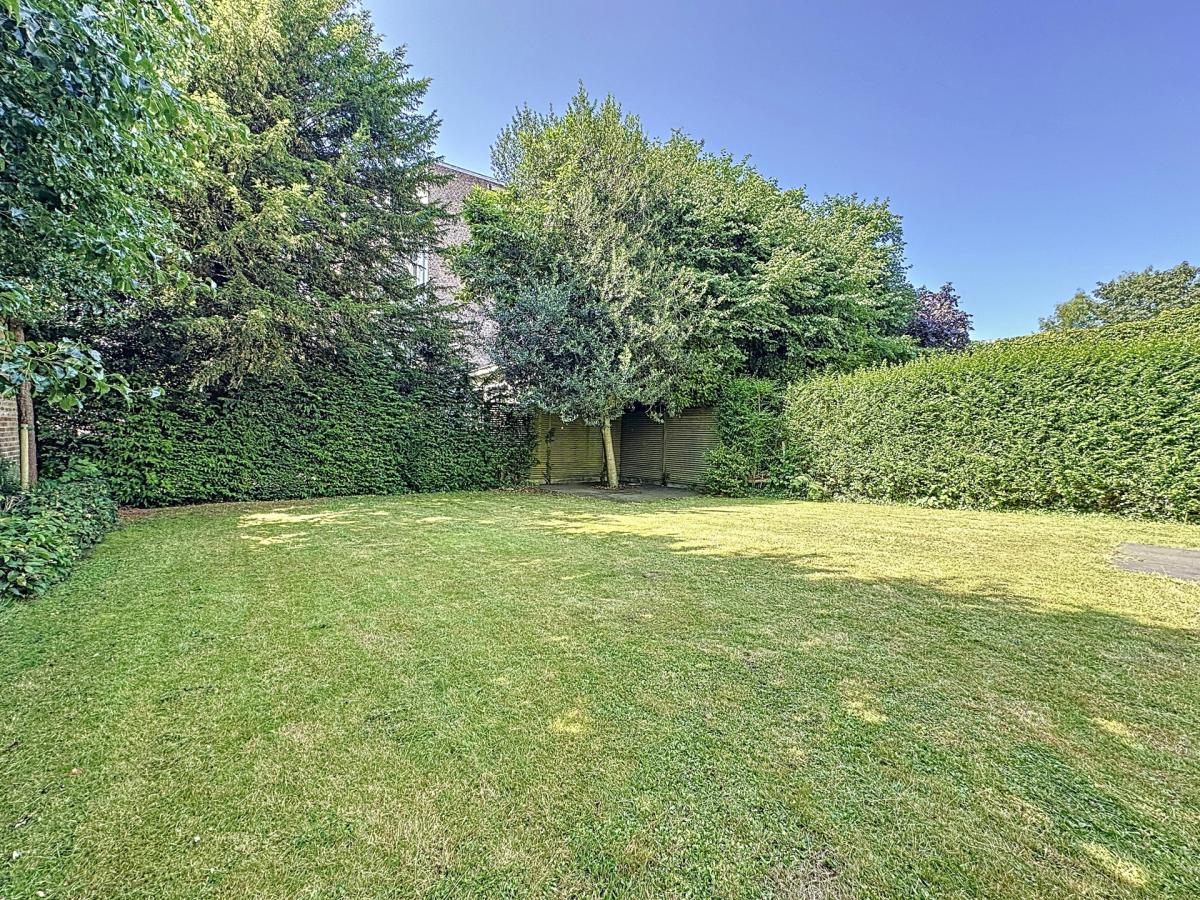 Cavell/Errera : Belle maison de 7 chambres + jardin