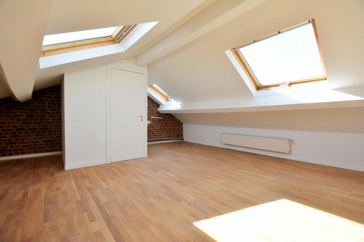 Langeveld : Magnifique maison 5 chambres + terrasse + garage