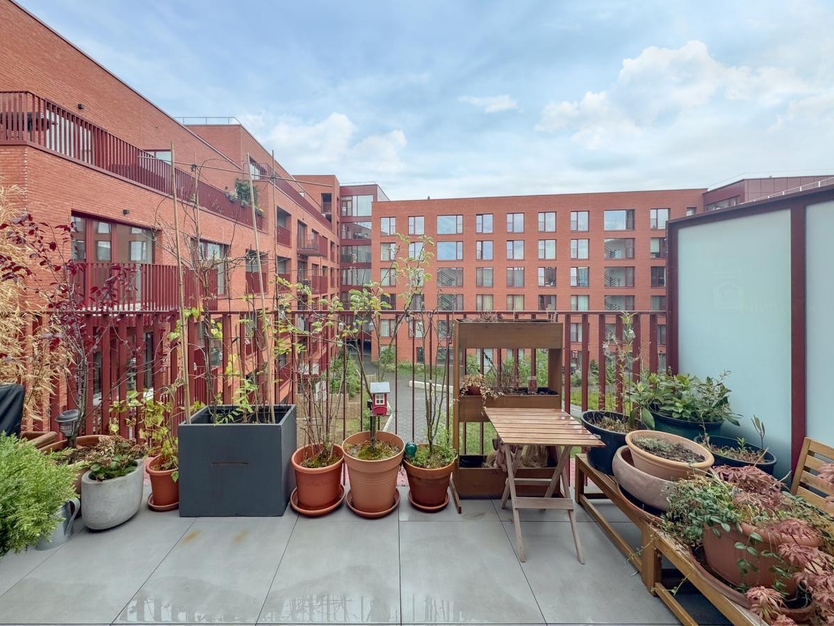 Magnifique penthouse neuf à proximité d'Erasme