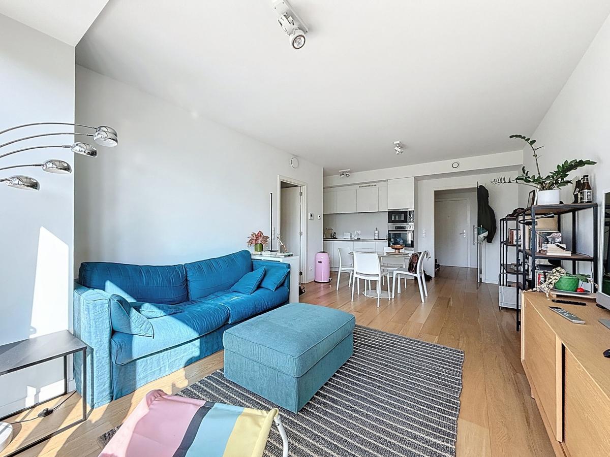 Boulevard de Waterloo : Magnifique appartement meublé 