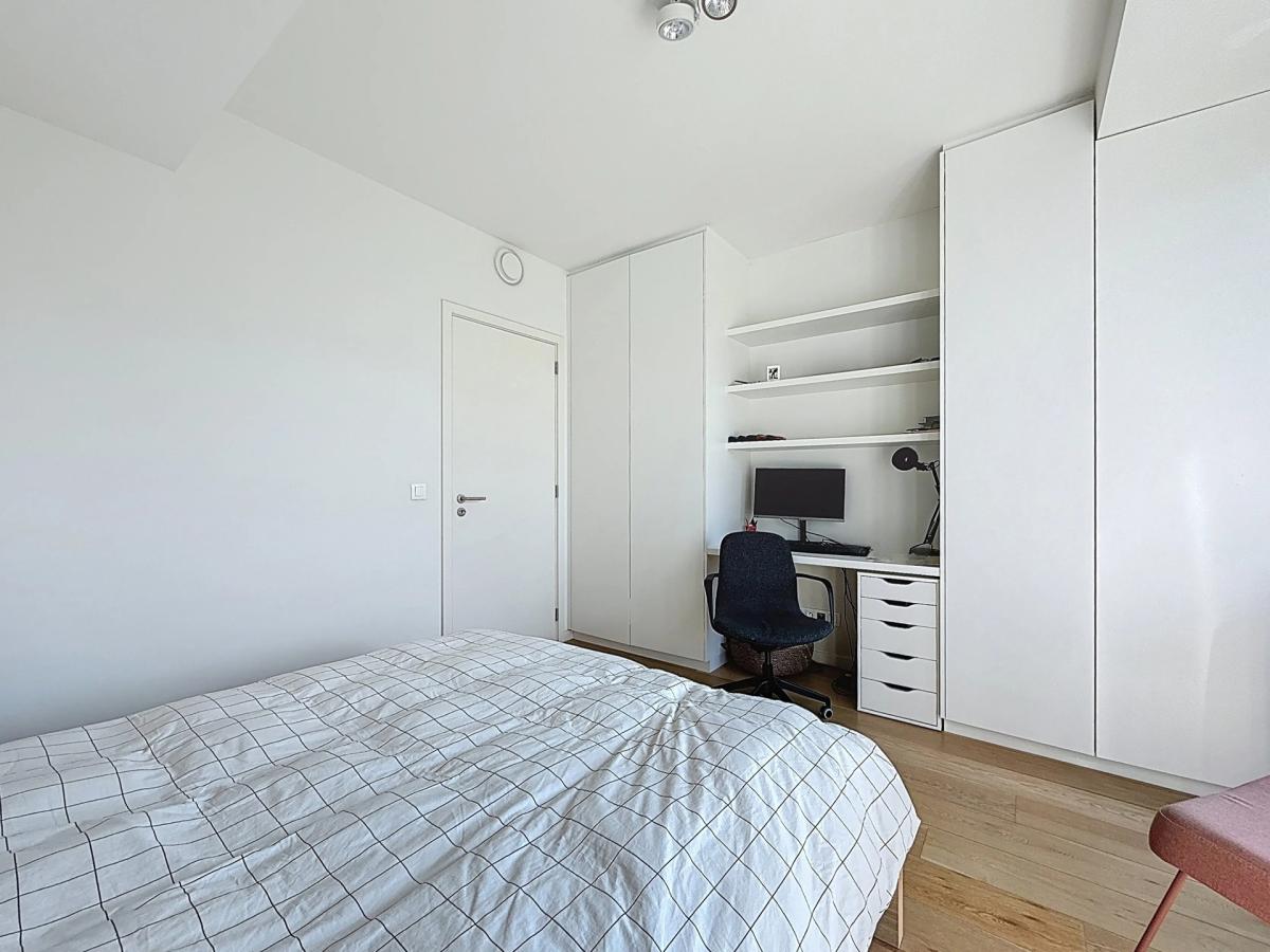 Boulevard de Waterloo : Magnifique appartement meublé 