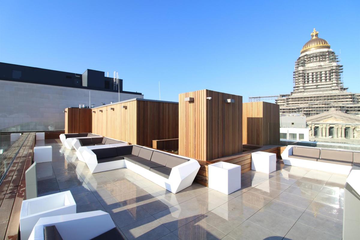 Boulevard de Waterloo : Magnifique appartement meublé 