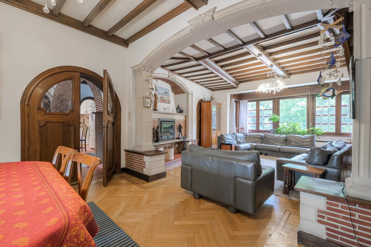 Béchet: magnifique villa, jardin sud, 2 garages, PEB B