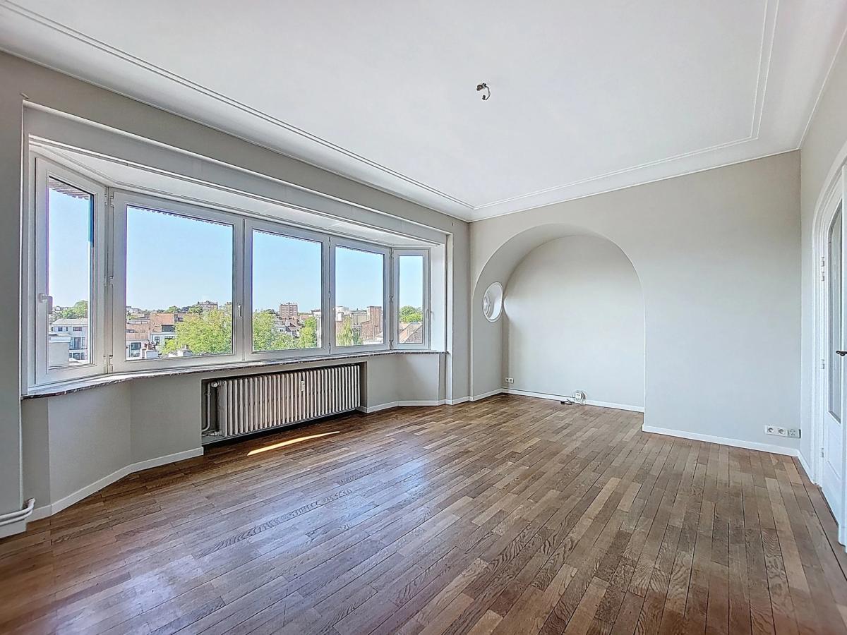 Quartier Brugmann : Bel appartement de caractère