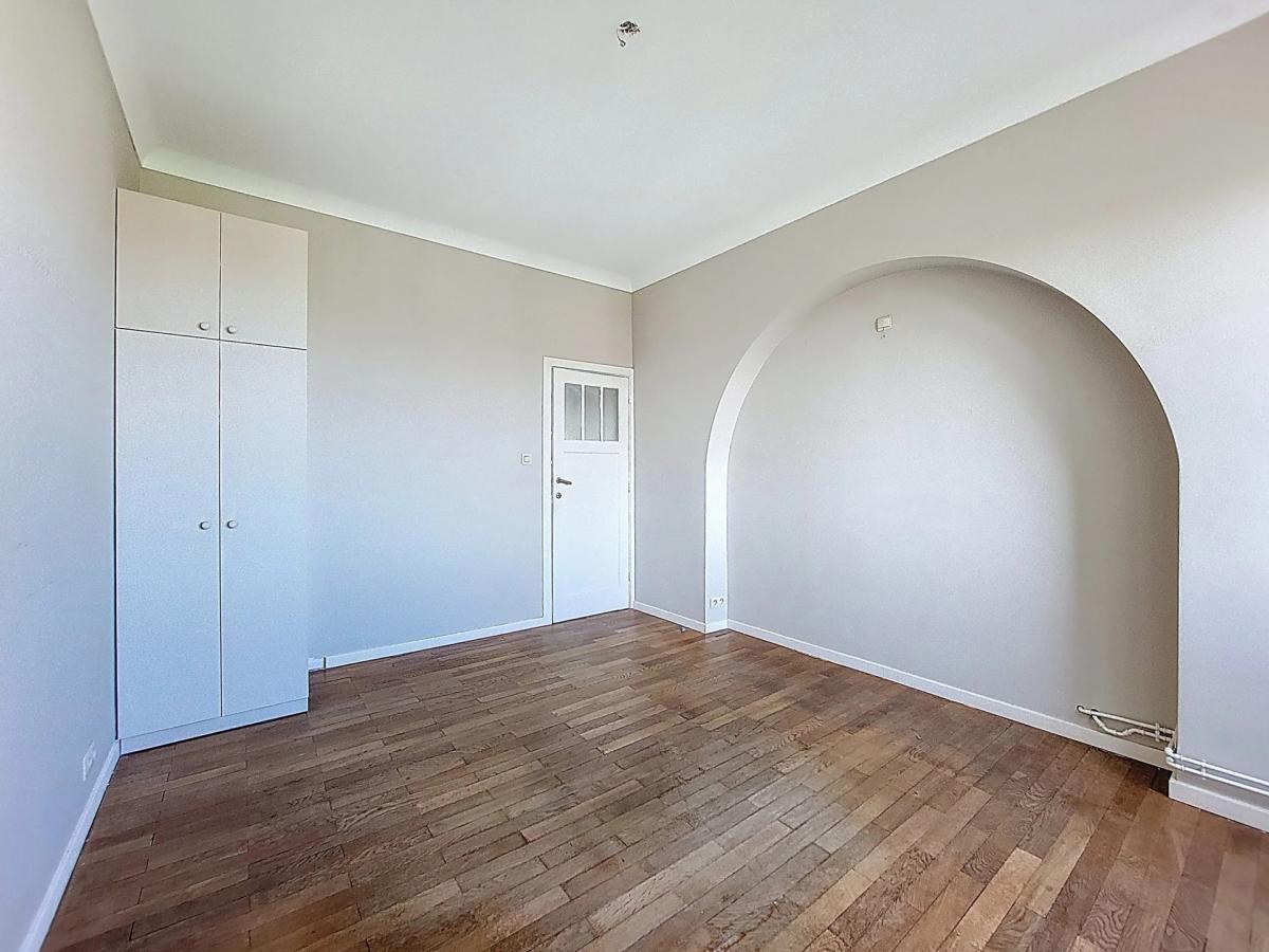 Quartier Brugmann : Bel appartement de caractère