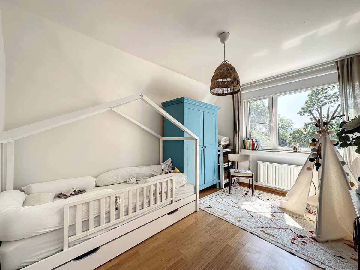 Dieweg : Superbe villa avec un grand jardin et garage