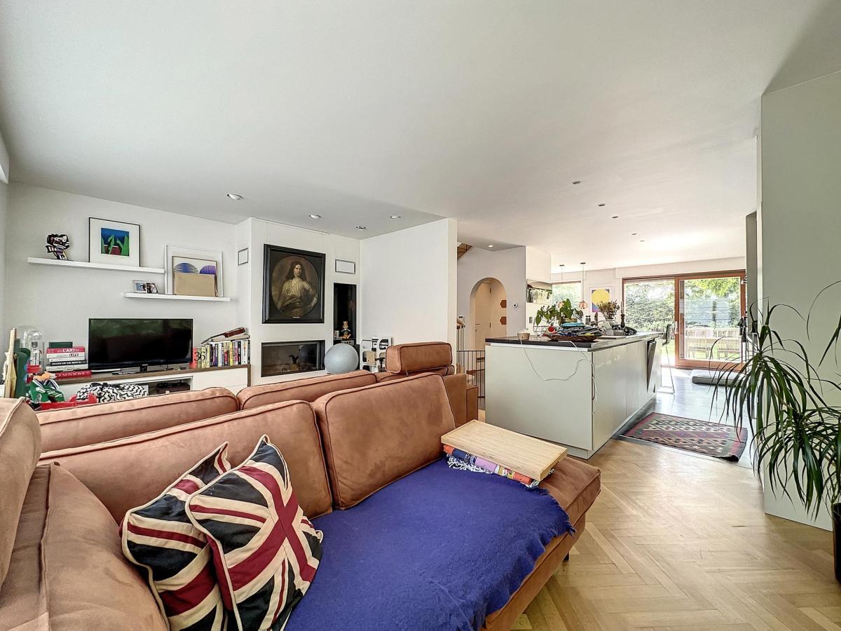 Dieweg : Superbe villa avec un grand jardin et garage