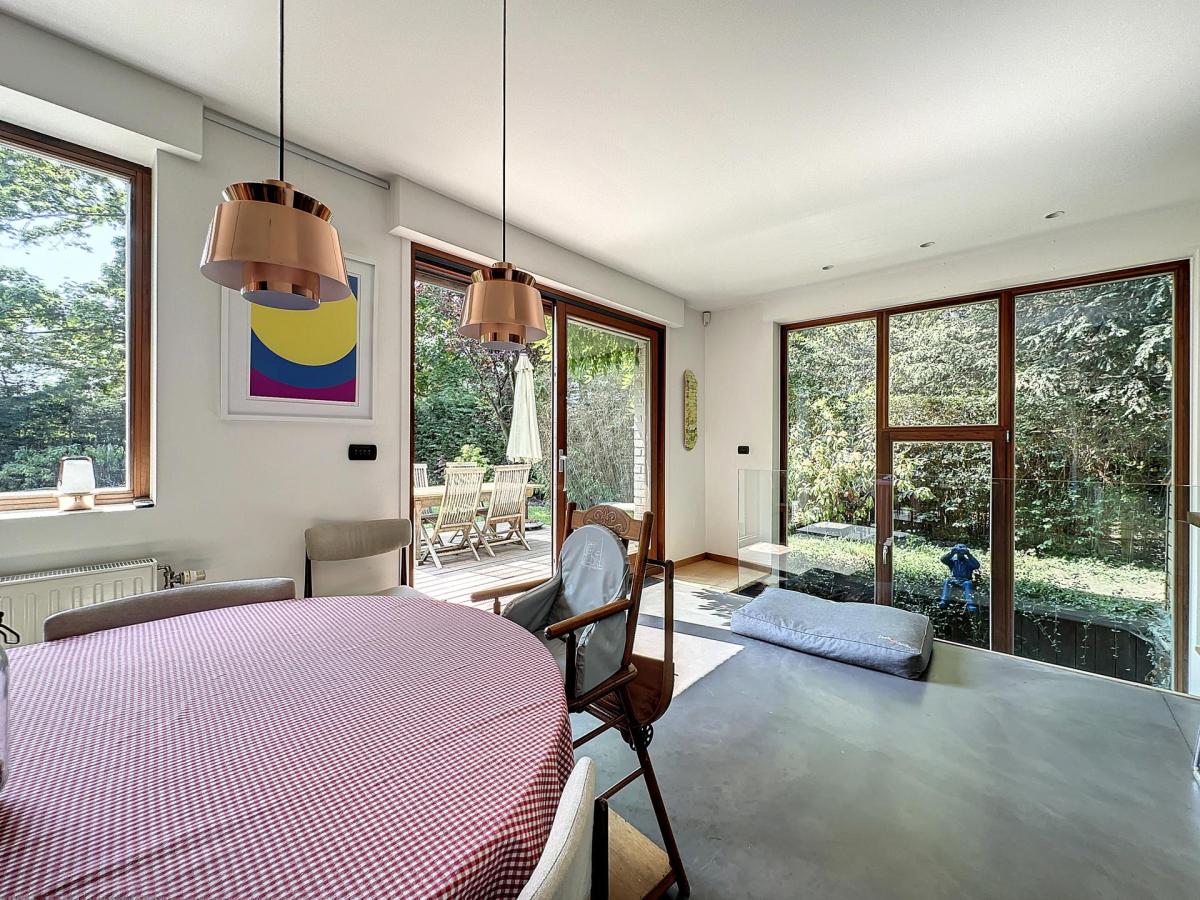 Dieweg : Superbe villa avec un grand jardin et garage
