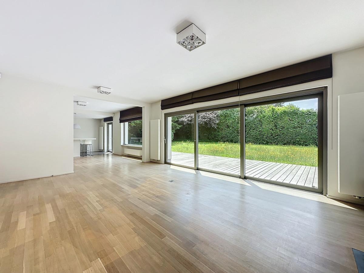 RSG/Uccle : Magnifique villa rénovée 5 CH. + grand jardin