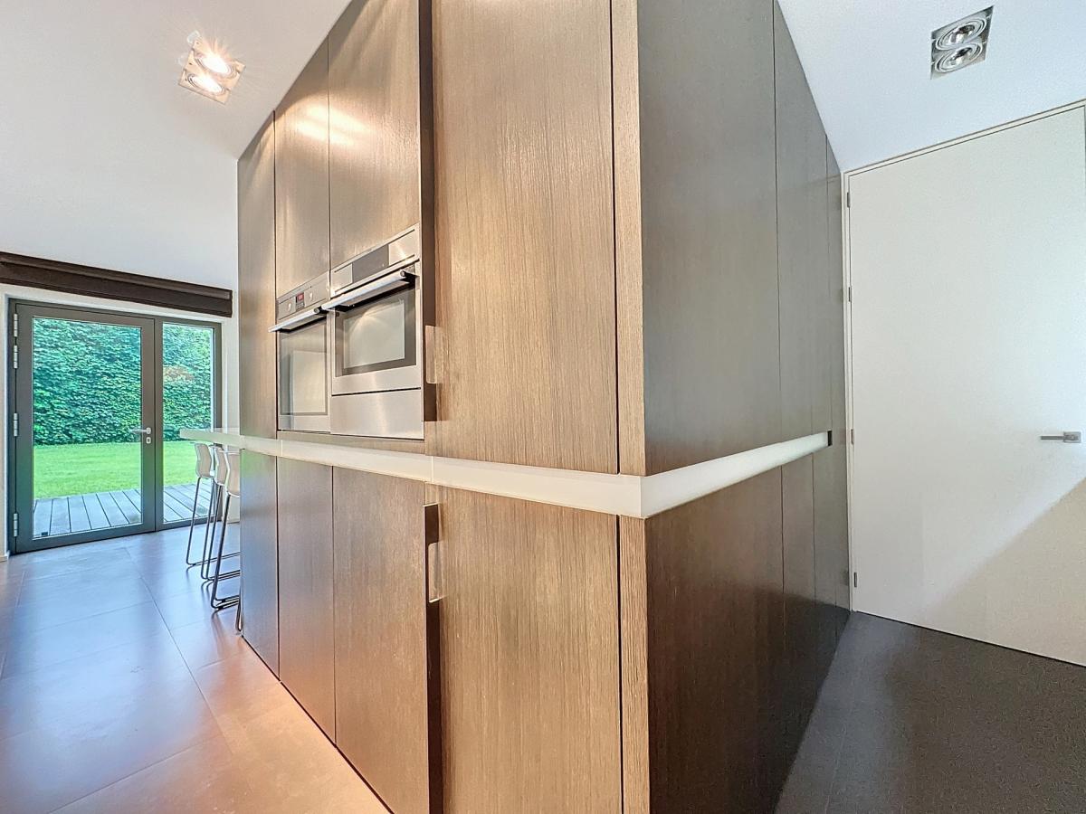 RSG/Uccle : Magnifique villa rénovée 5 CH. + grand jardin