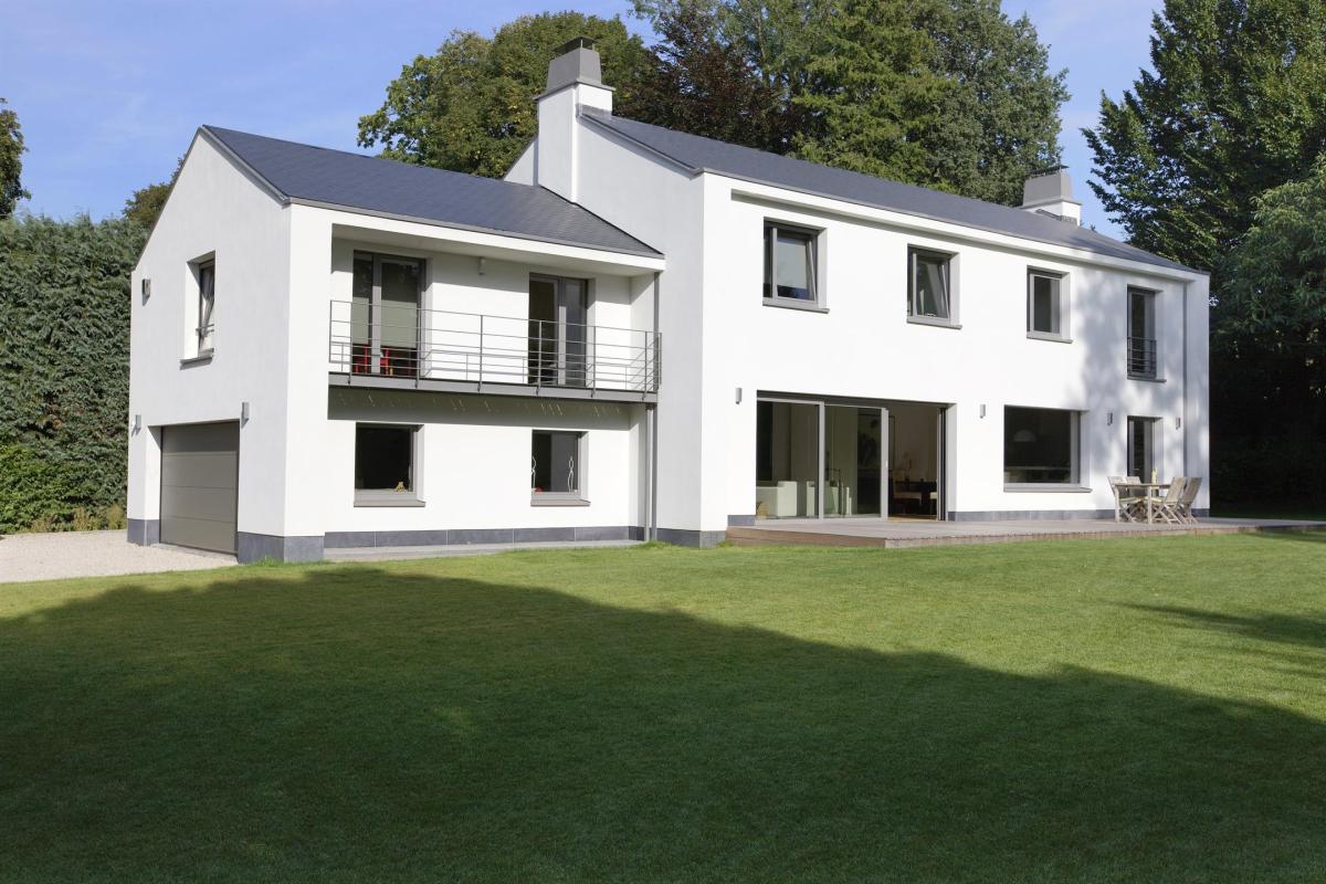 RSG/Uccle : Magnifique villa rénovée 5 CH. + grand jardin