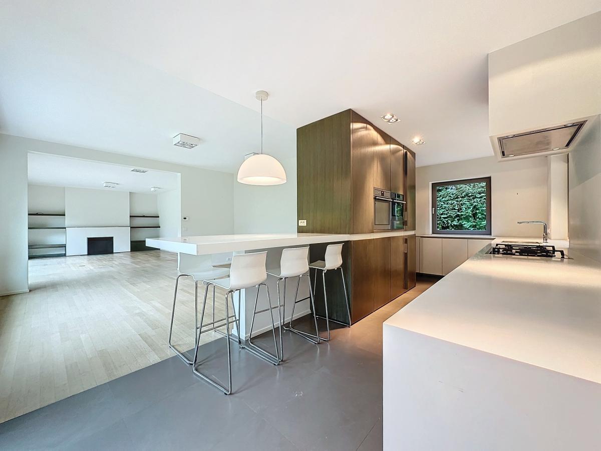 RSG/Uccle : Magnifique villa rénovée 5 CH. + grand jardin