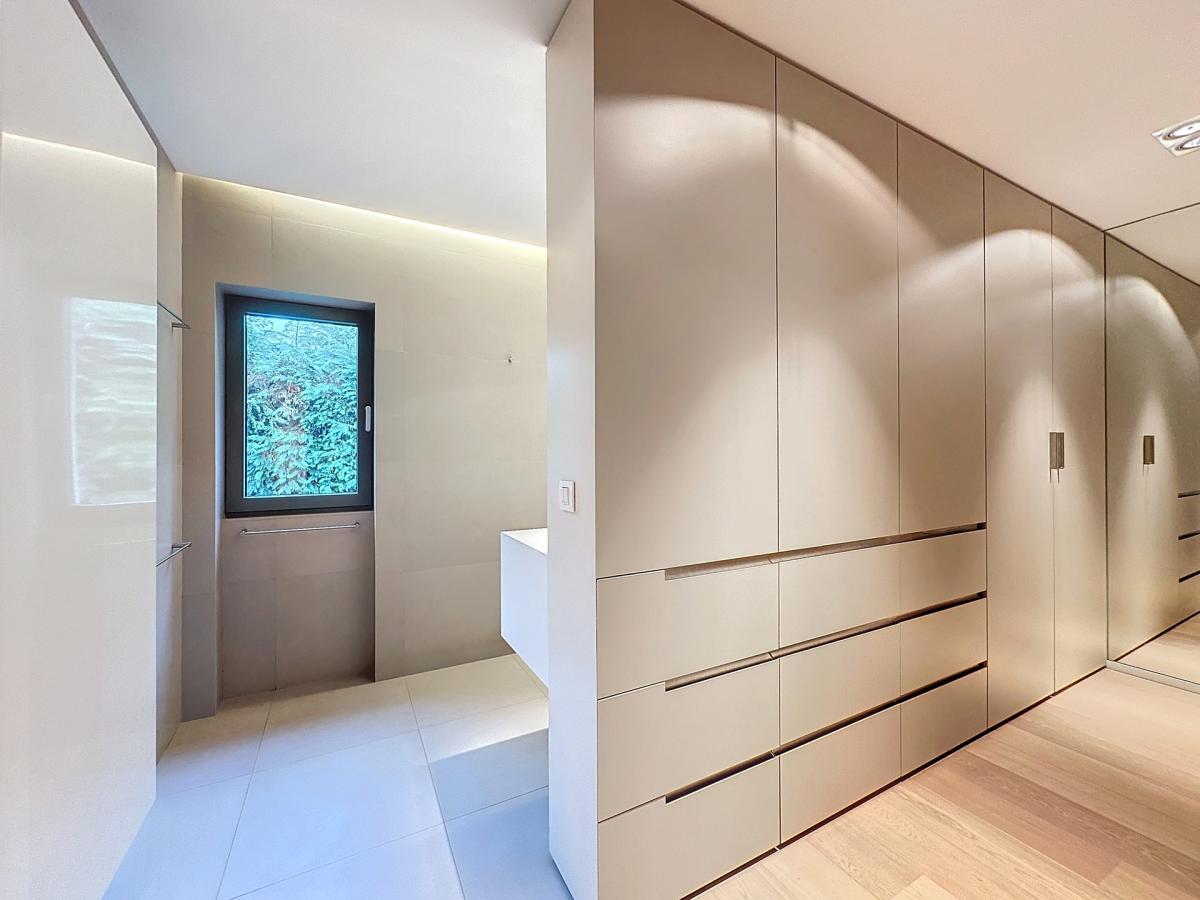 RSG/Uccle : Magnifique villa rénovée 5 CH. + grand jardin
