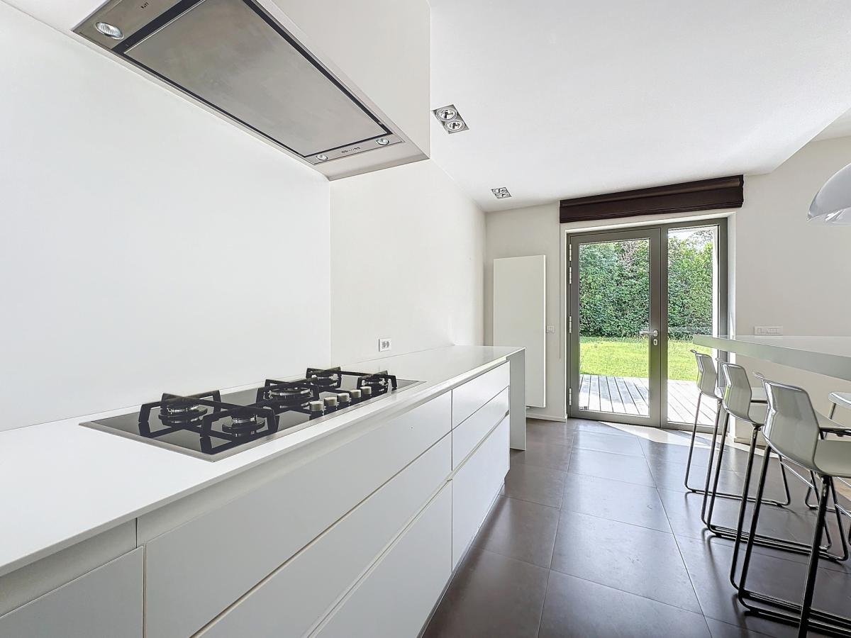 RSG/Uccle : Magnifique villa rénovée 5 CH. + grand jardin