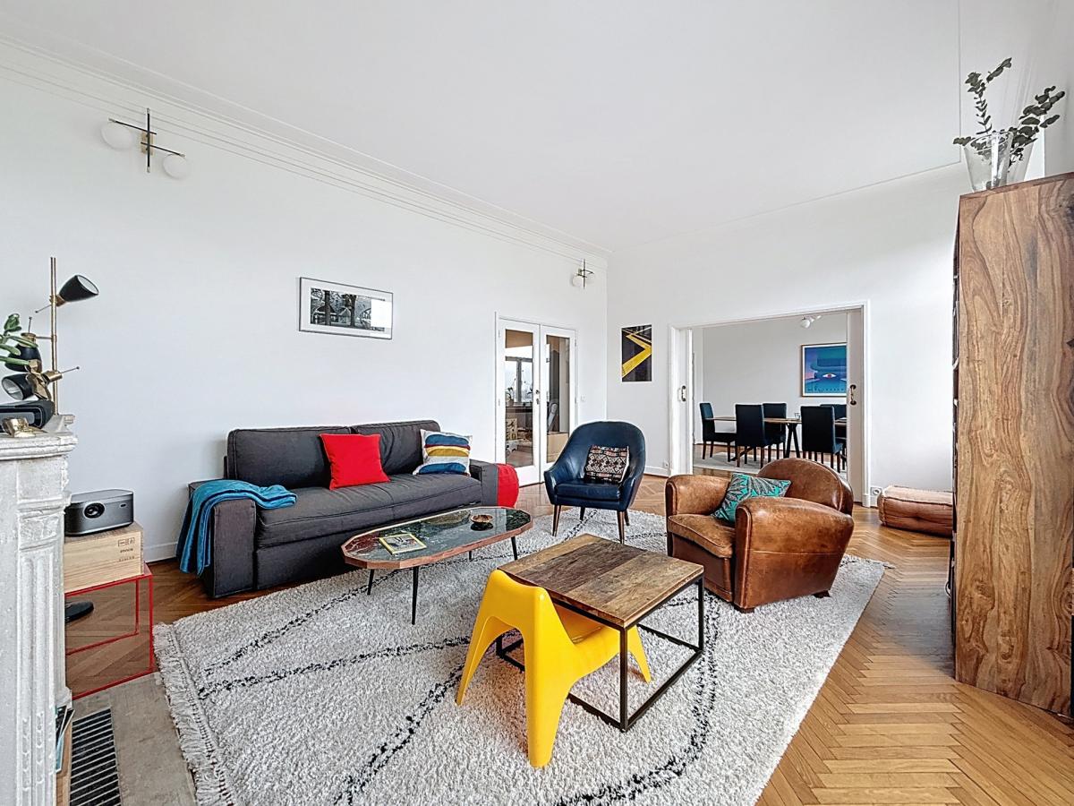Toison d'Or : Somptueux appartement 3 chambres meublé