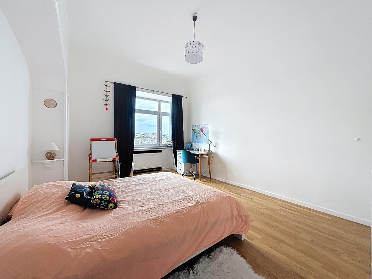 Toison d'Or : Somptueux appartement 3 chambres meublé
