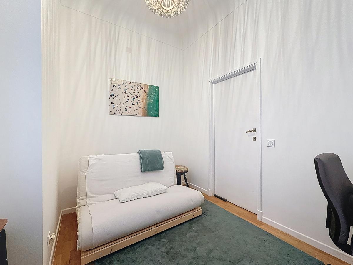 Toison d'Or : Somptueux appartement 3 chambres meublé
