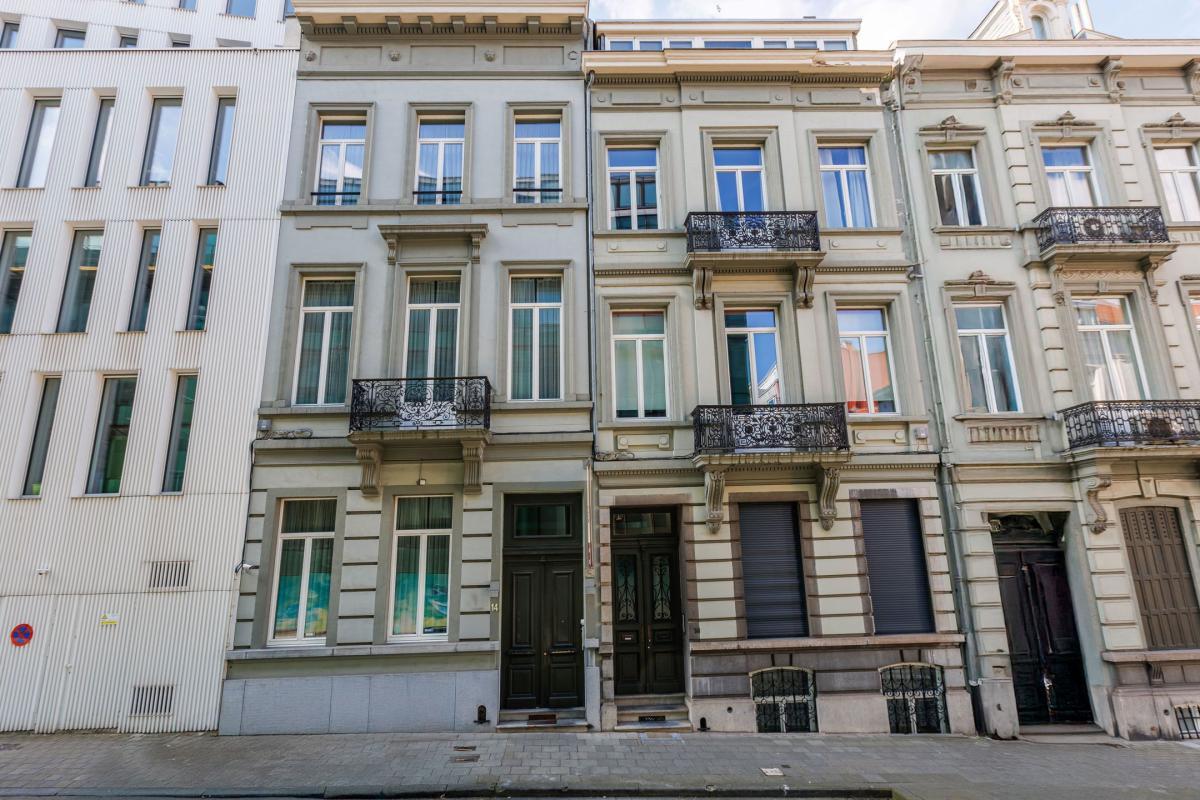 Quartier EU: Superbe bien de rapport - 15 unités rénovées