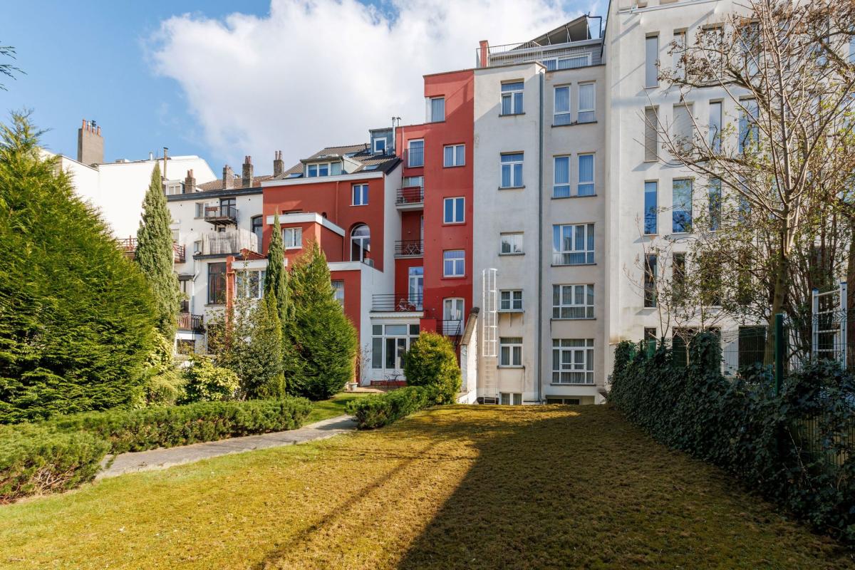 Quartier EU: Superbe bien de rapport - 15 unités rénovées