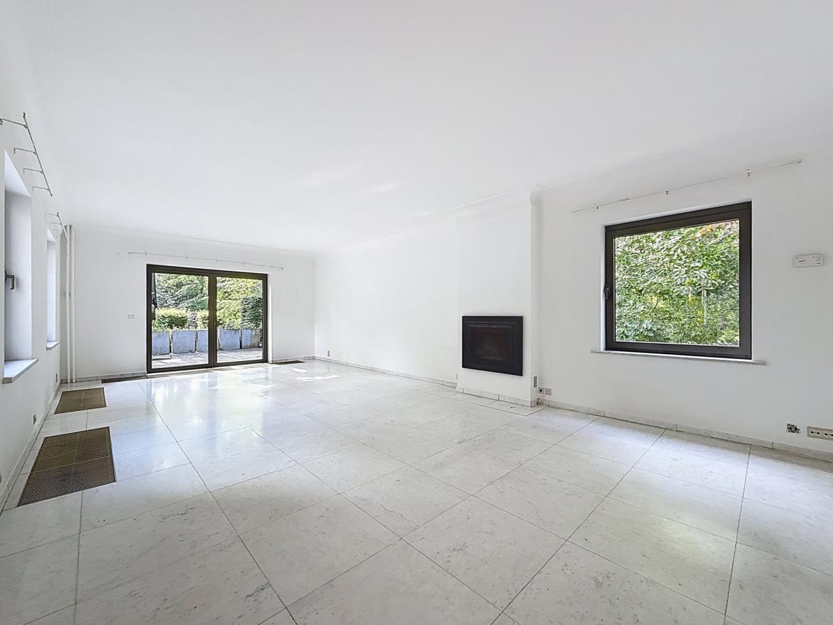 Hulpe/BDC : Magnifique villa 5 chambres terrain de 35 ares