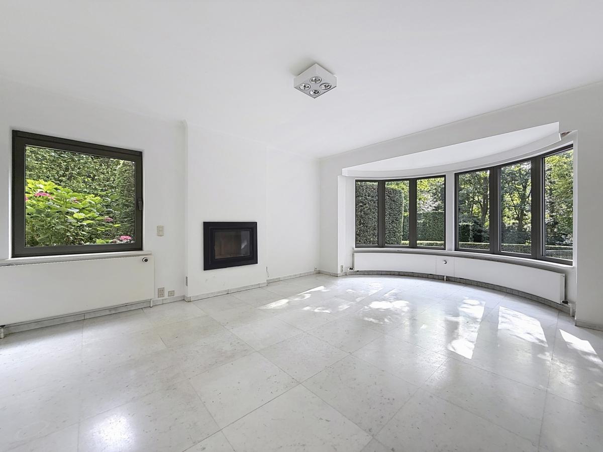 Hulpe/BDC : Magnifique villa 5 chambres terrain de 35 ares