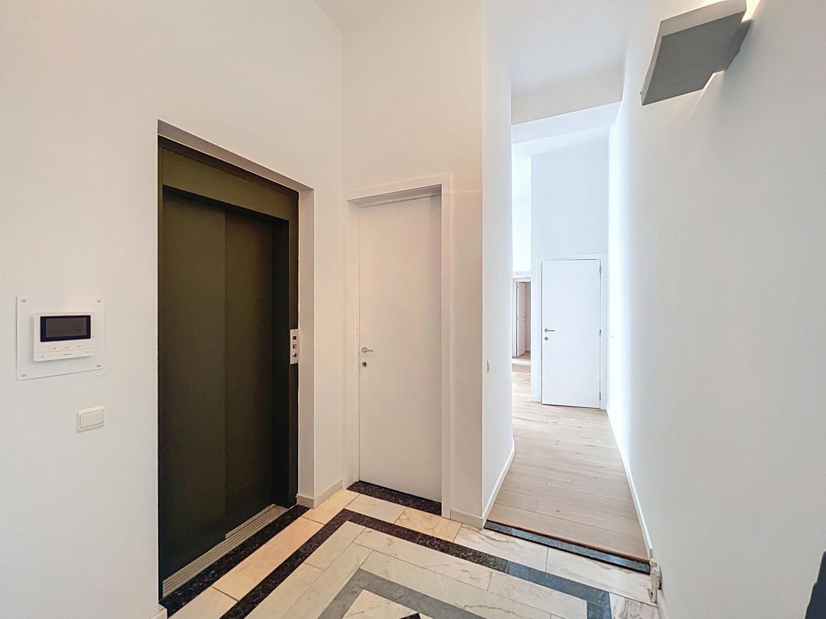 Quartier Européen : Magnifique appartement 2 chambres + bur