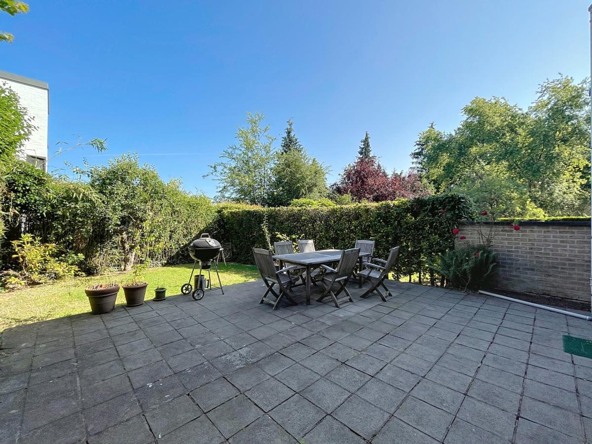 Saint-Job : Maison 4 chambres + bureau + jardin 