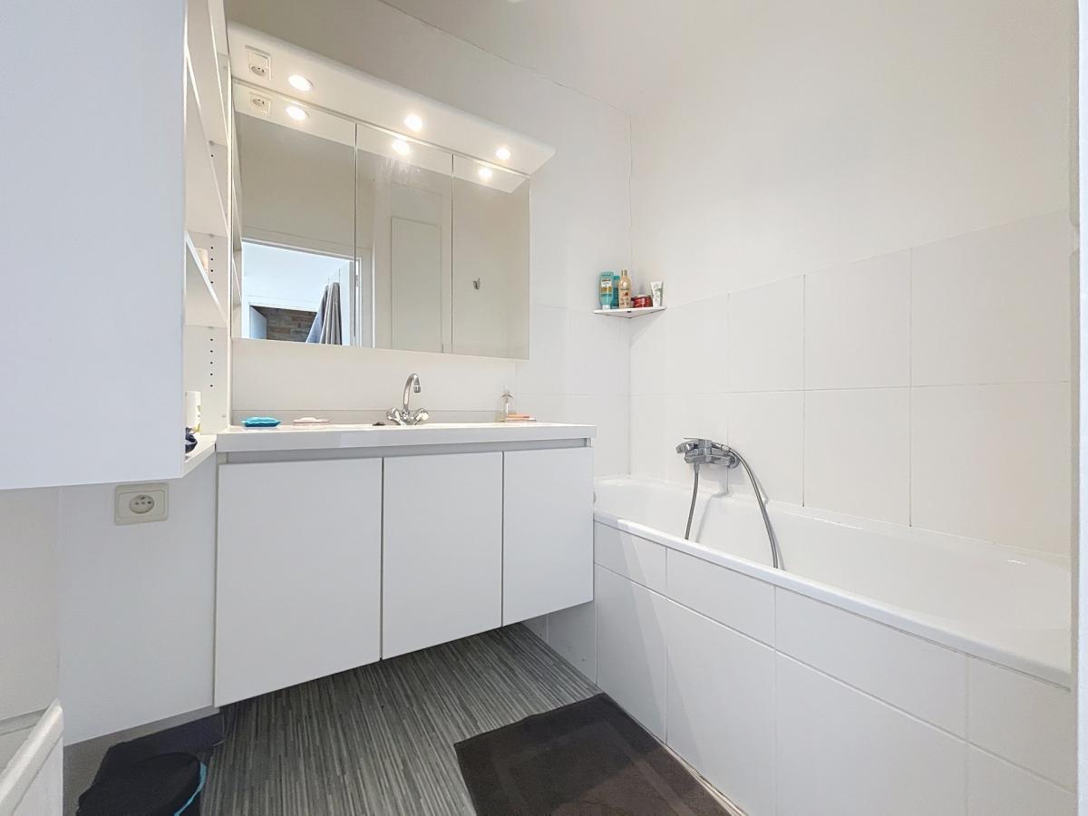 Saint-Job : Maison 4 chambres + bureau + jardin 