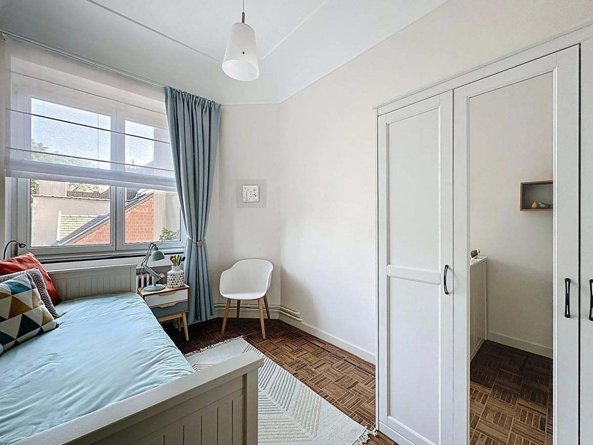 Châtelain  : Magnifique appartement 2 ch meublé