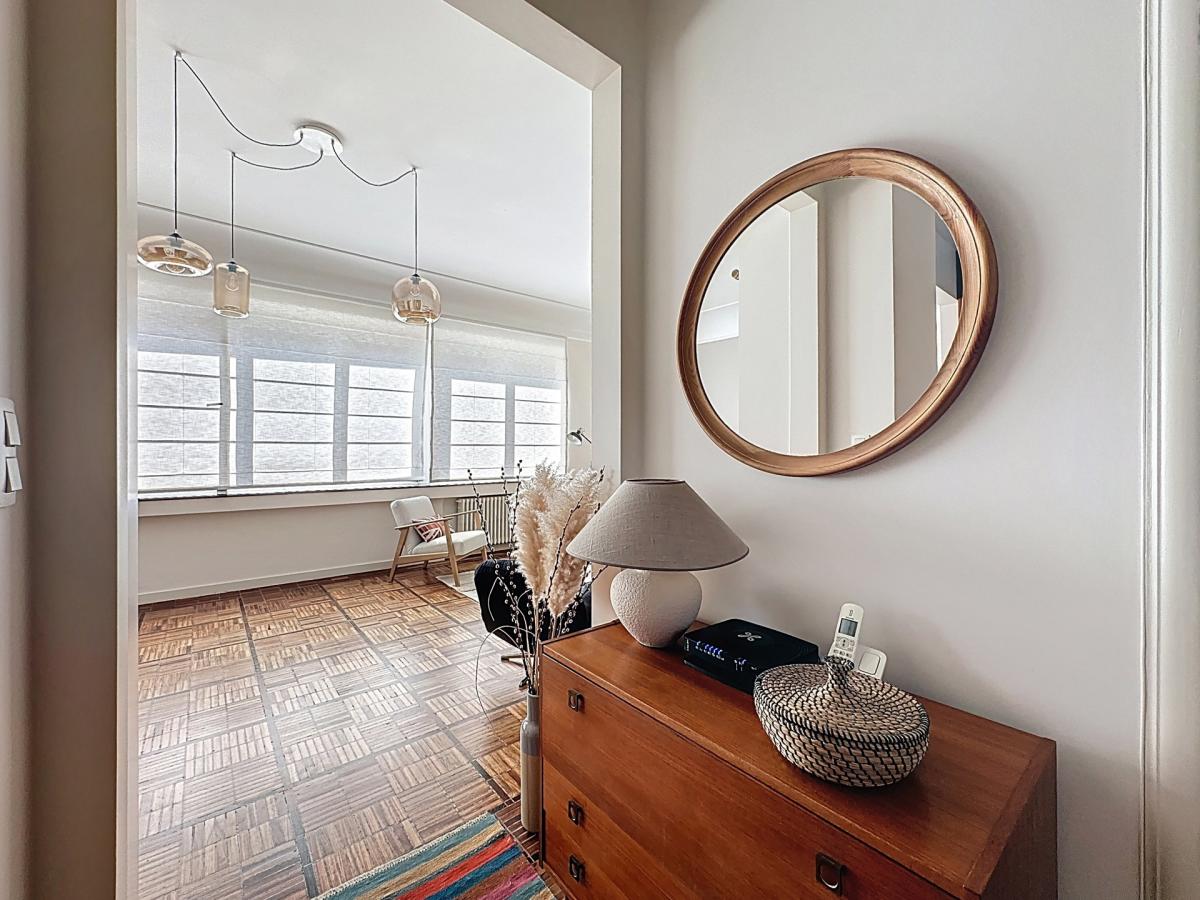 Châtelain  : Magnifique appartement 2 ch meublé