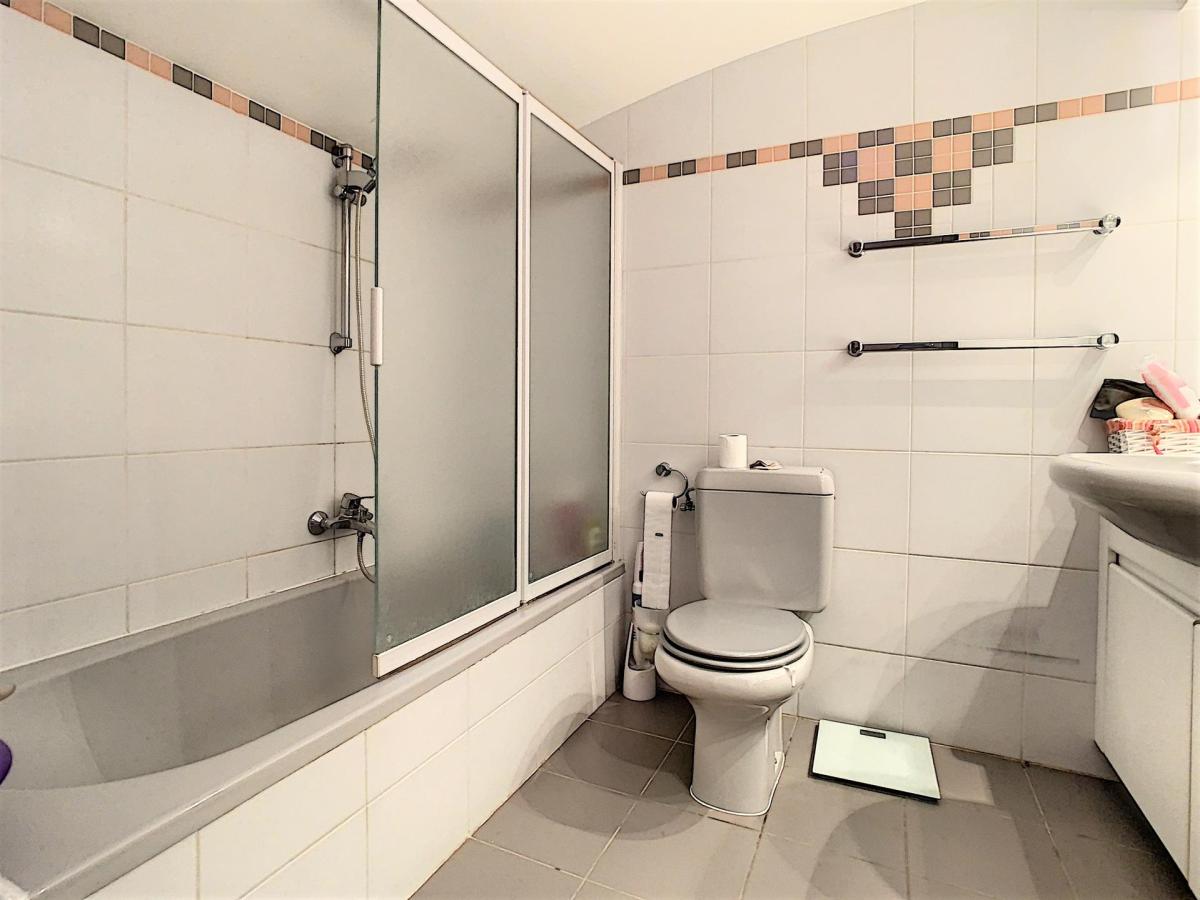 Sablon : Appartement Triplex 3 chambres + terrasse & parking