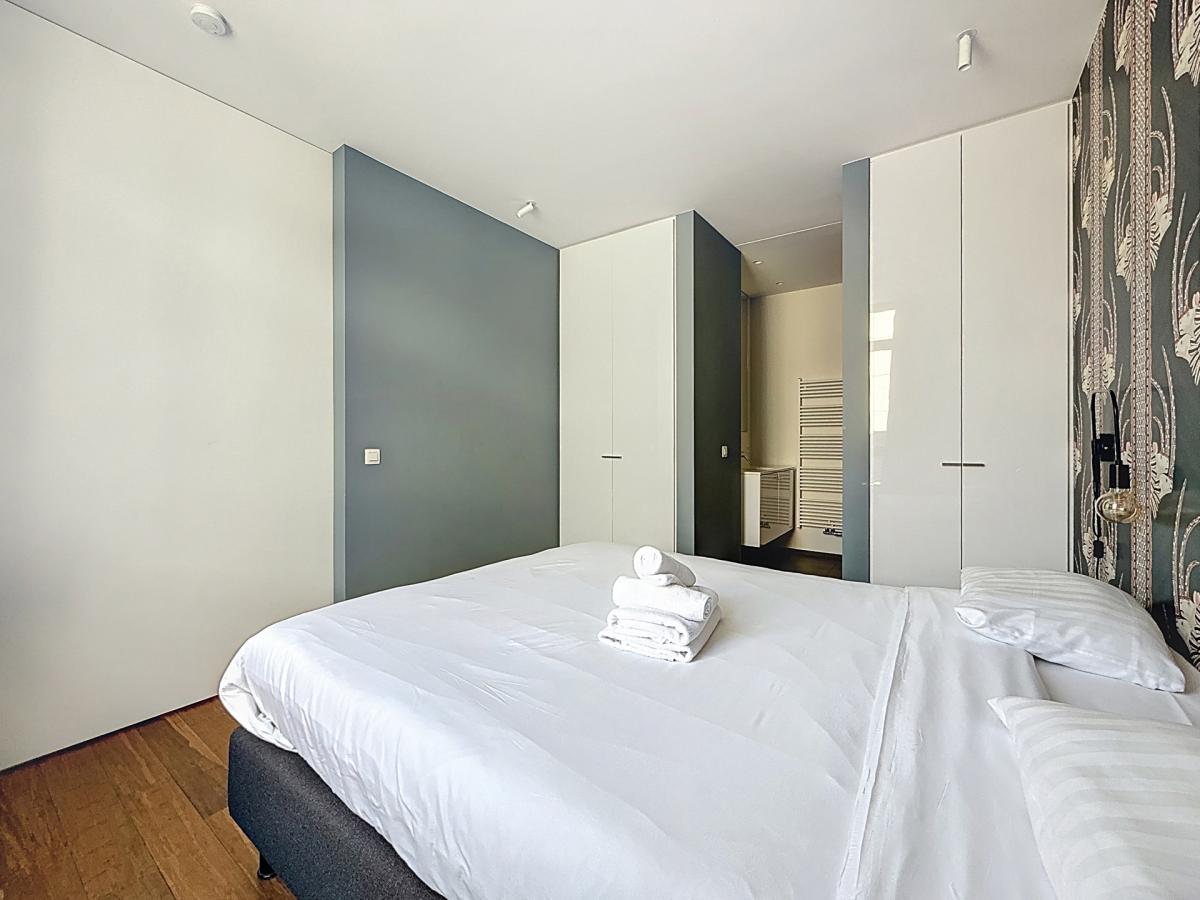 Toison d'Or : Superbe appartement meublé de 2 chambres