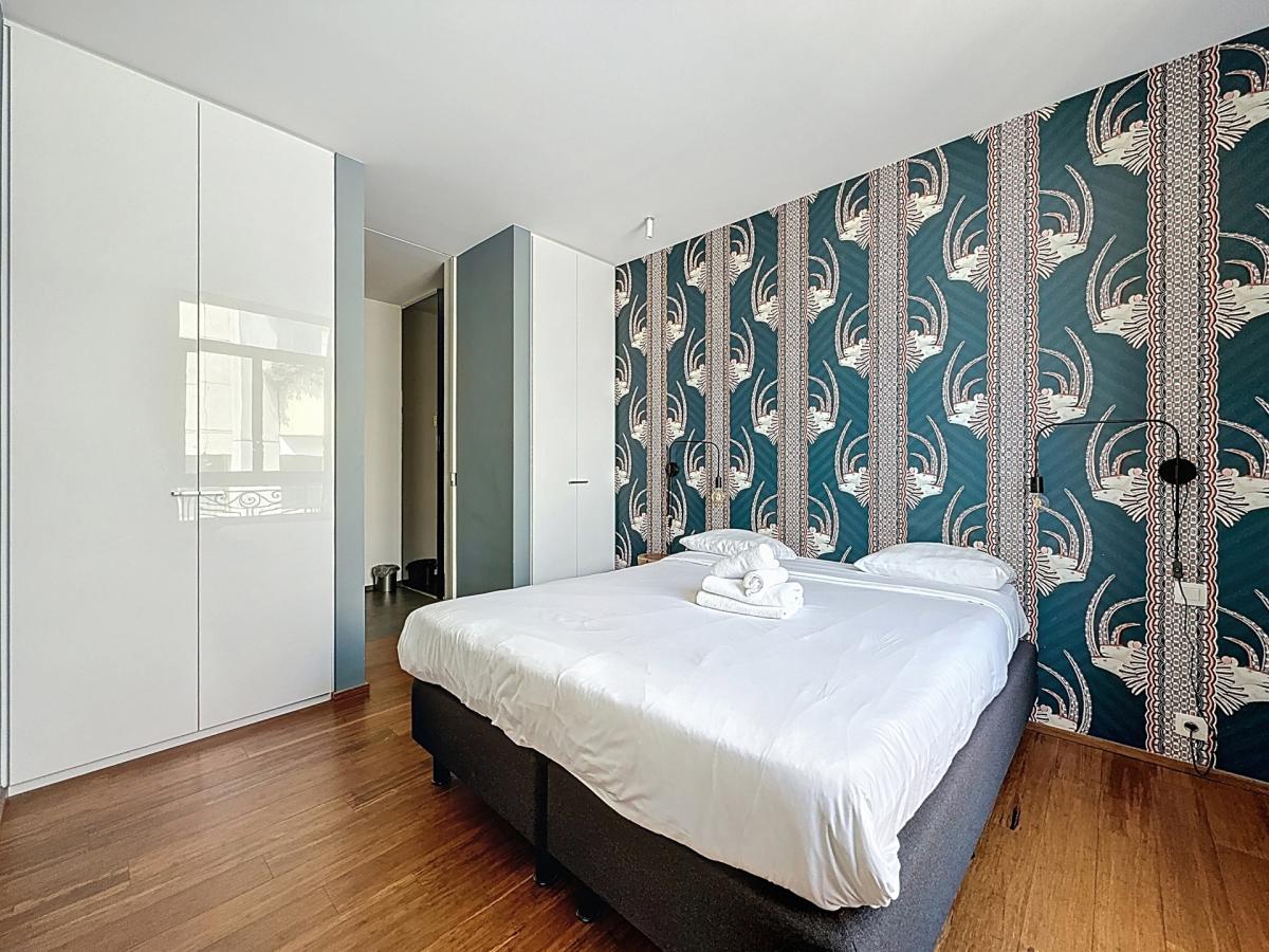 Toison d'Or : Superbe appartement meublé de 2 chambres