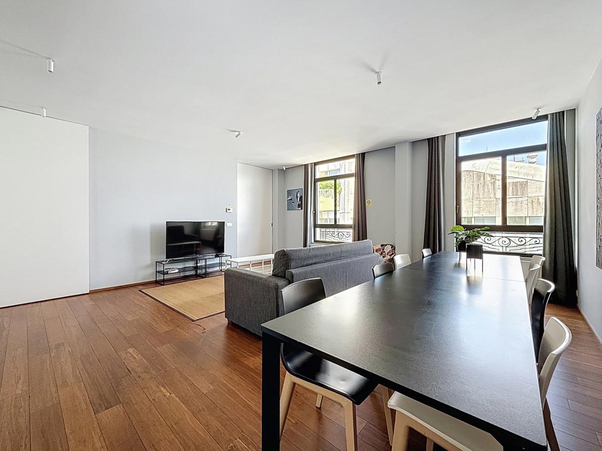 Toison d'Or : Superbe appartement meublé de 2 chambres