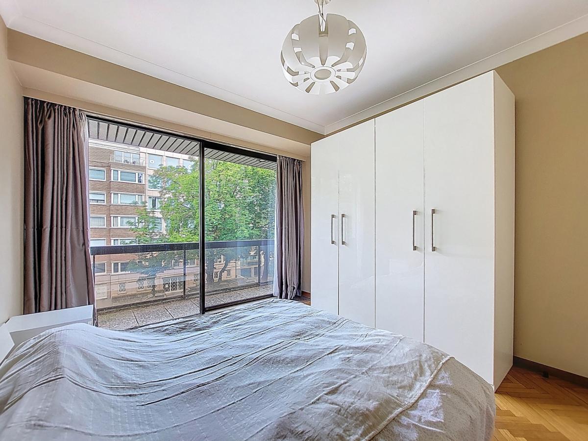 Churchill : Bel appartement meublé avec terrasse.