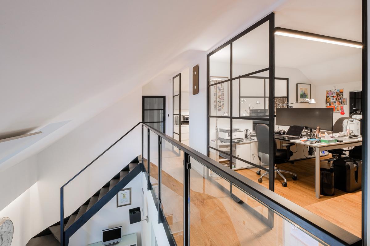 Magnifique villa passive sur terrain de 27 ares avec piscine