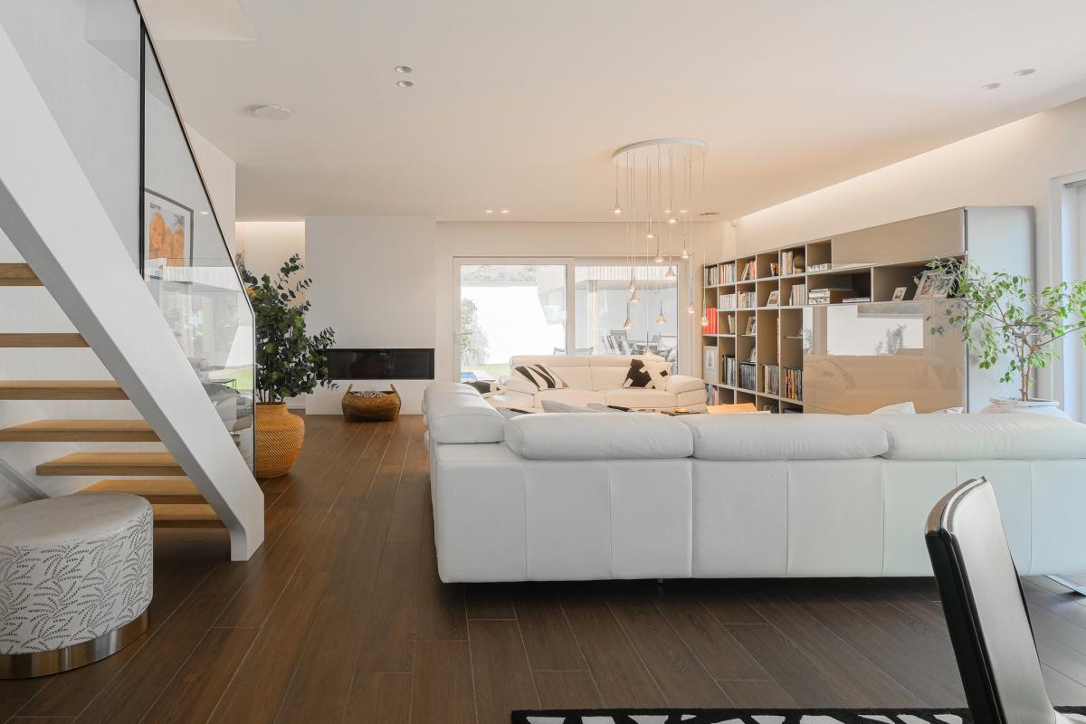 Magnifique villa passive sur terrain de 27 ares avec piscine