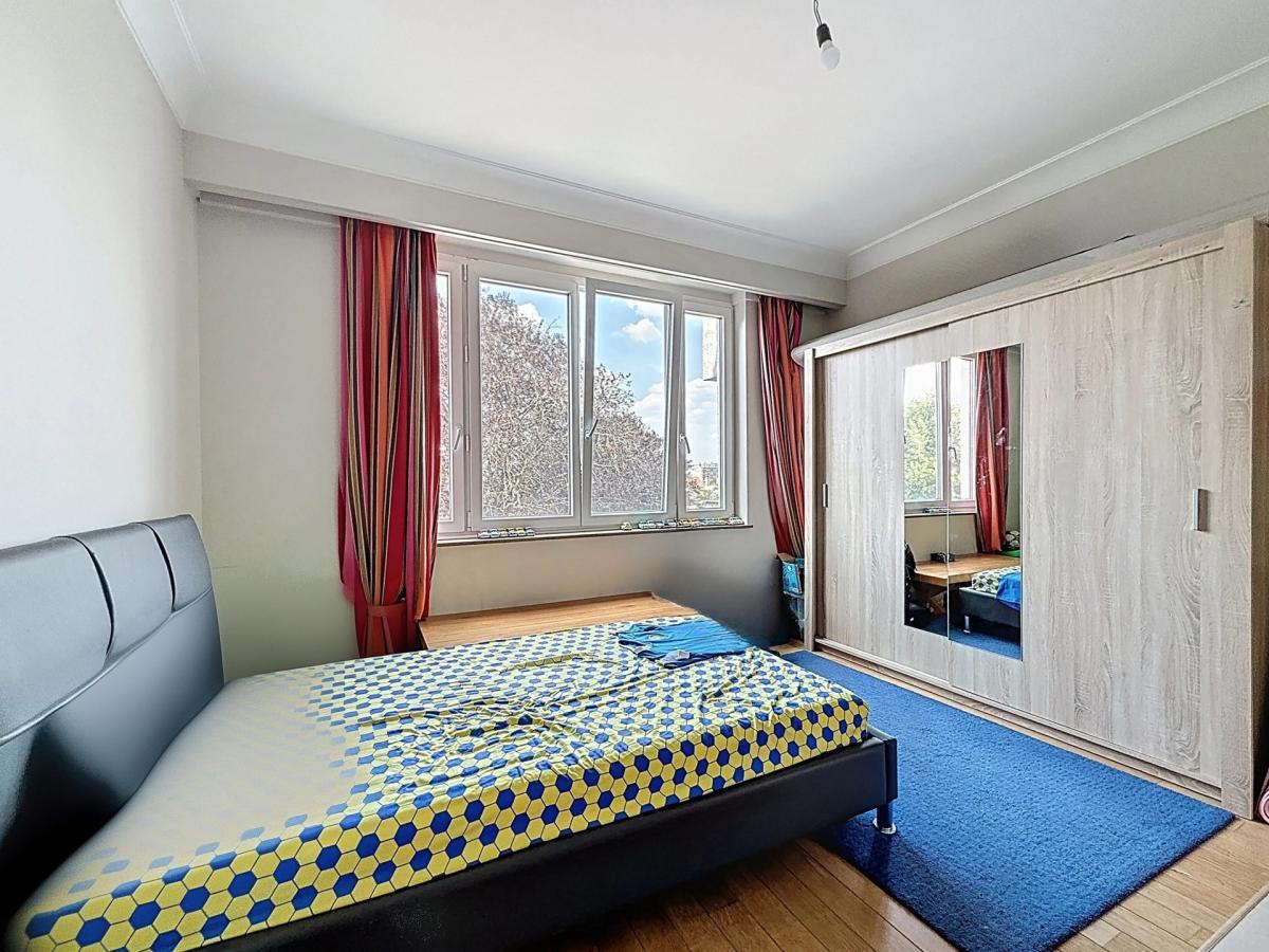 Churchill/BDC : Superbe appartement 4 chambres + terrasse