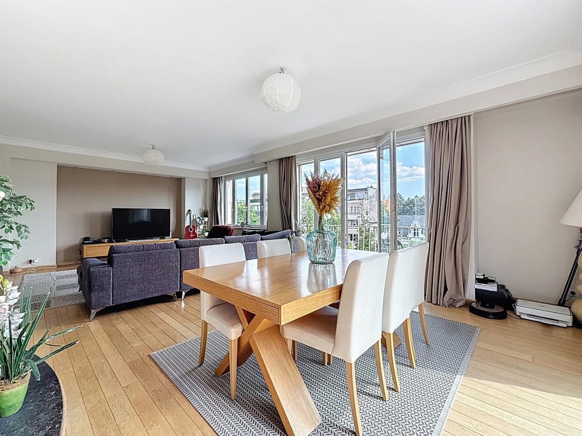 Churchill/BDC : Superbe appartement 4 chambres + terrasse