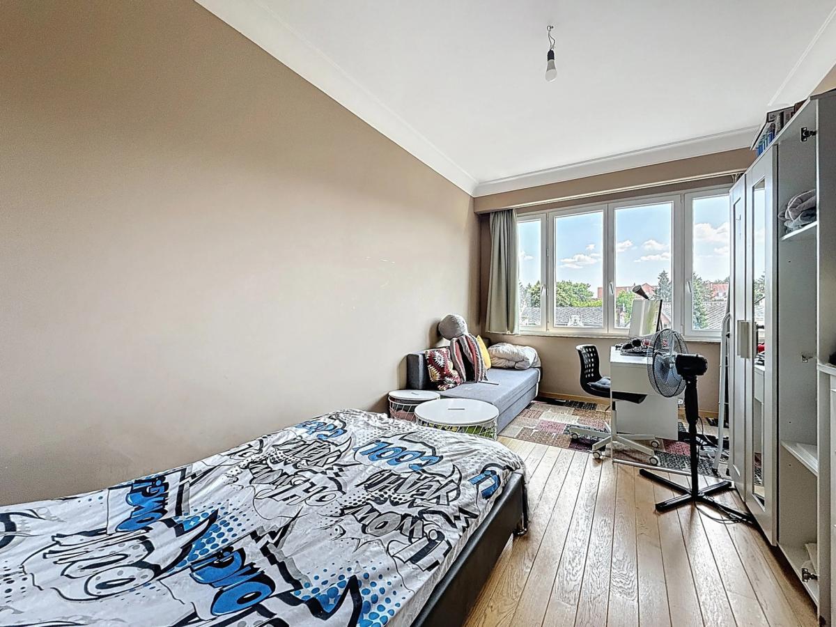 Churchill/BDC : Superbe appartement 4 chambres + terrasse