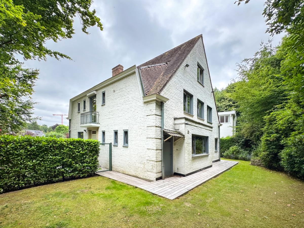 Kamerdelle : Splendide villa 6 chambres + jardin + garage