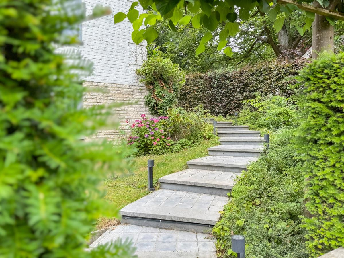 Kamerdelle : Splendide villa 6 chambres + jardin + garage