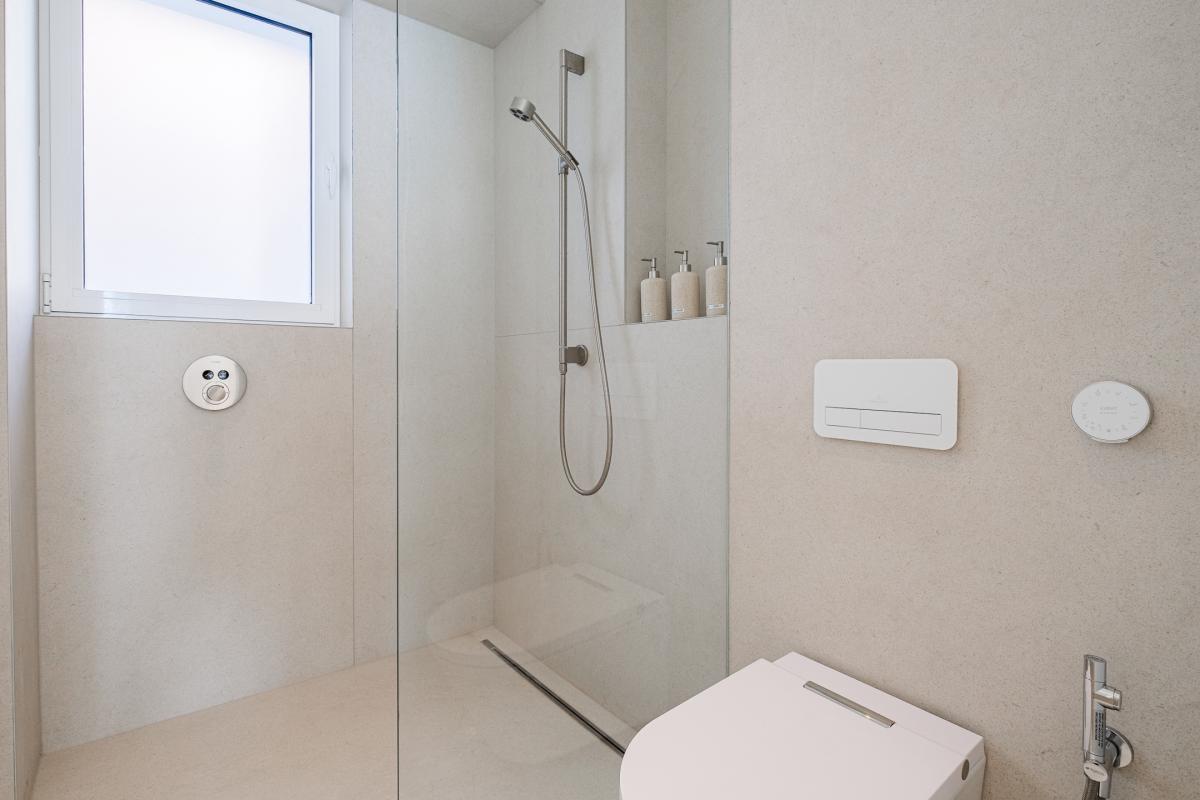 Cambre : Superbe rez de chaussée 3 chambres + jardin