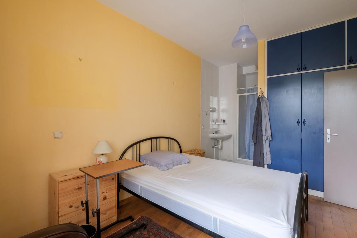 Trône/Quartier EU: Superbe appartement 2 ch, 2 sdb, terrasse