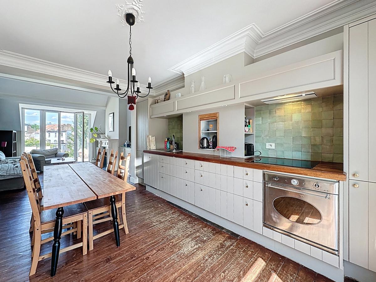 Châtelain/Brugmann : Superbe duplex penthouse meublé