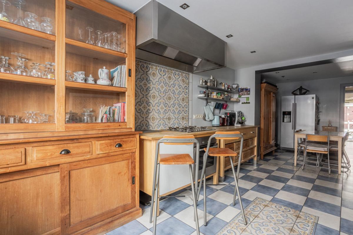 Square Ambiorix - Maison de maître de ± 380 m² bruts