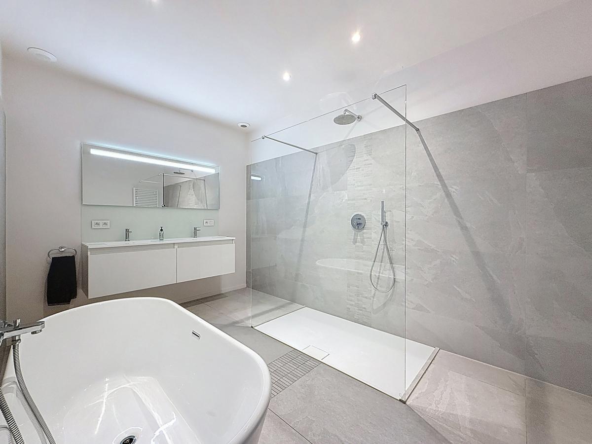 Quartier Châtelain : Magnifique maison de maître 6 chambres