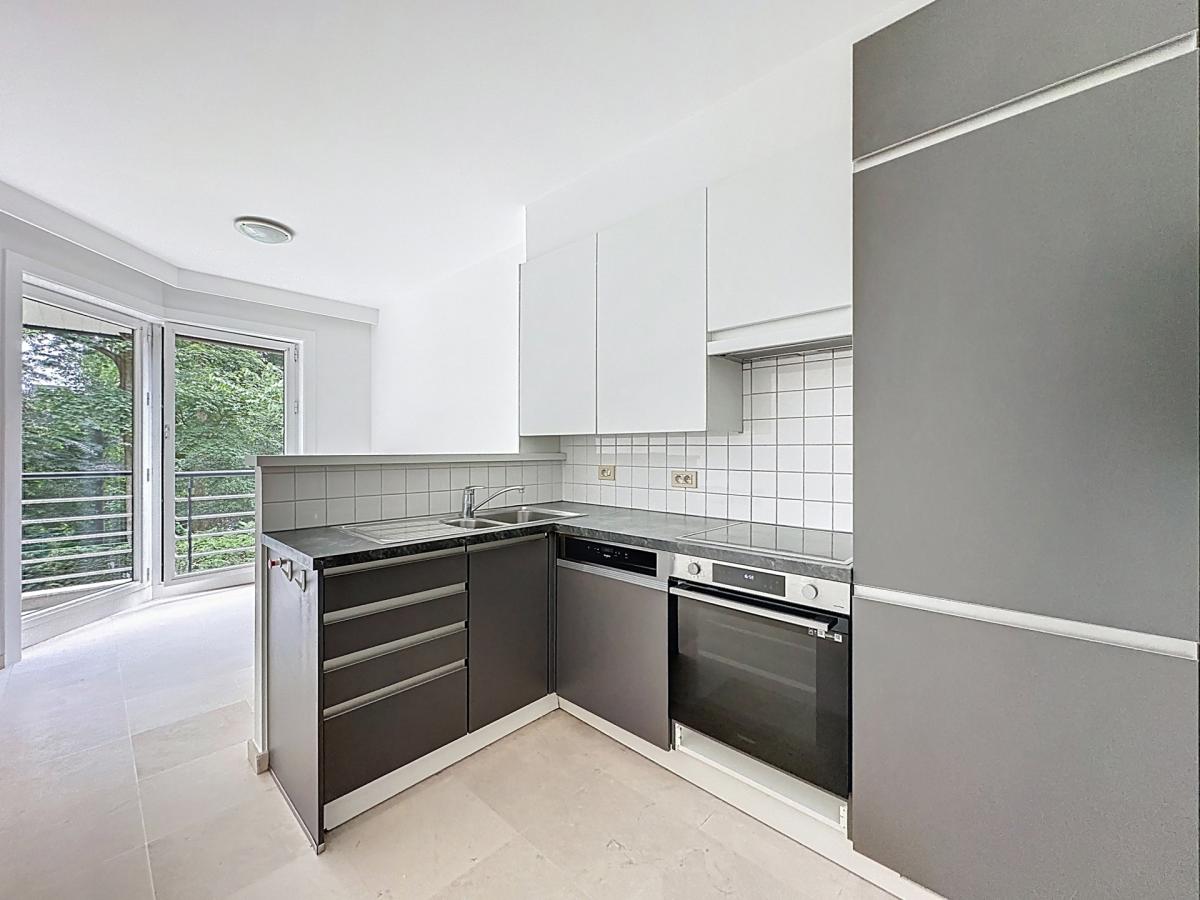 Solbosch/Roosevelt : Bel appartement 3 chambres + terrasse