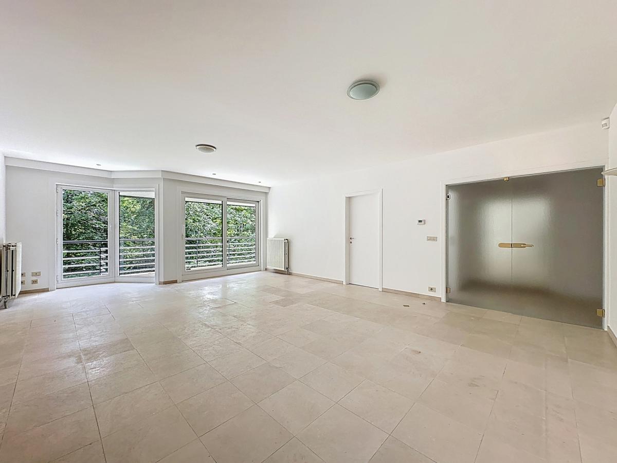 Solbosch/Roosevelt : Bel appartement 3 chambres + terrasse